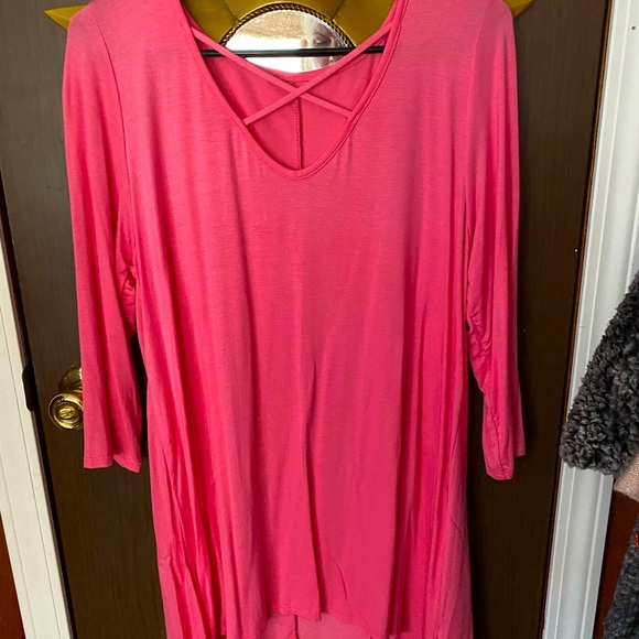 Tunics - Picture 2 of 4